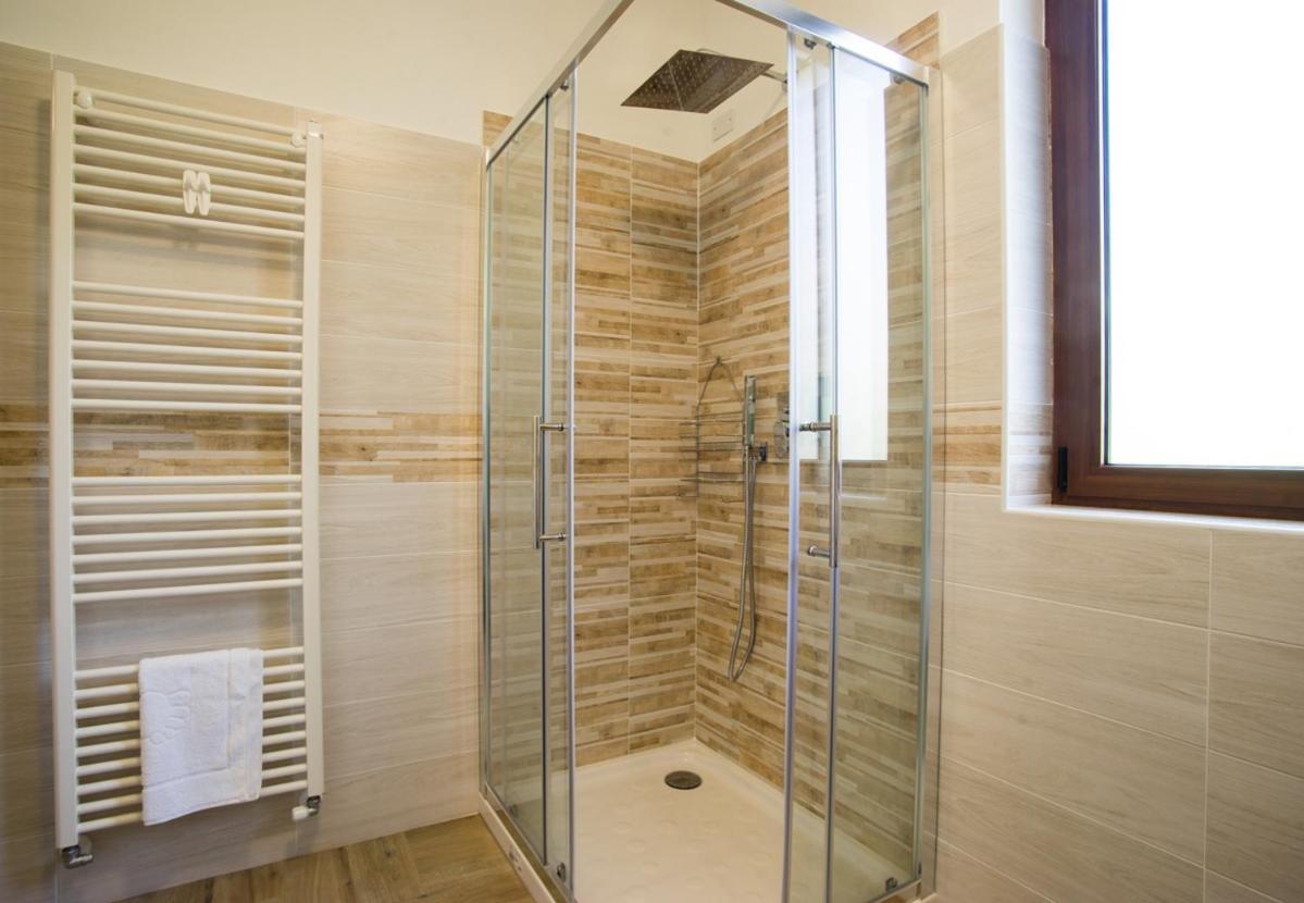 B&B Zac House โตยราโน ภายนอก รูปภาพ